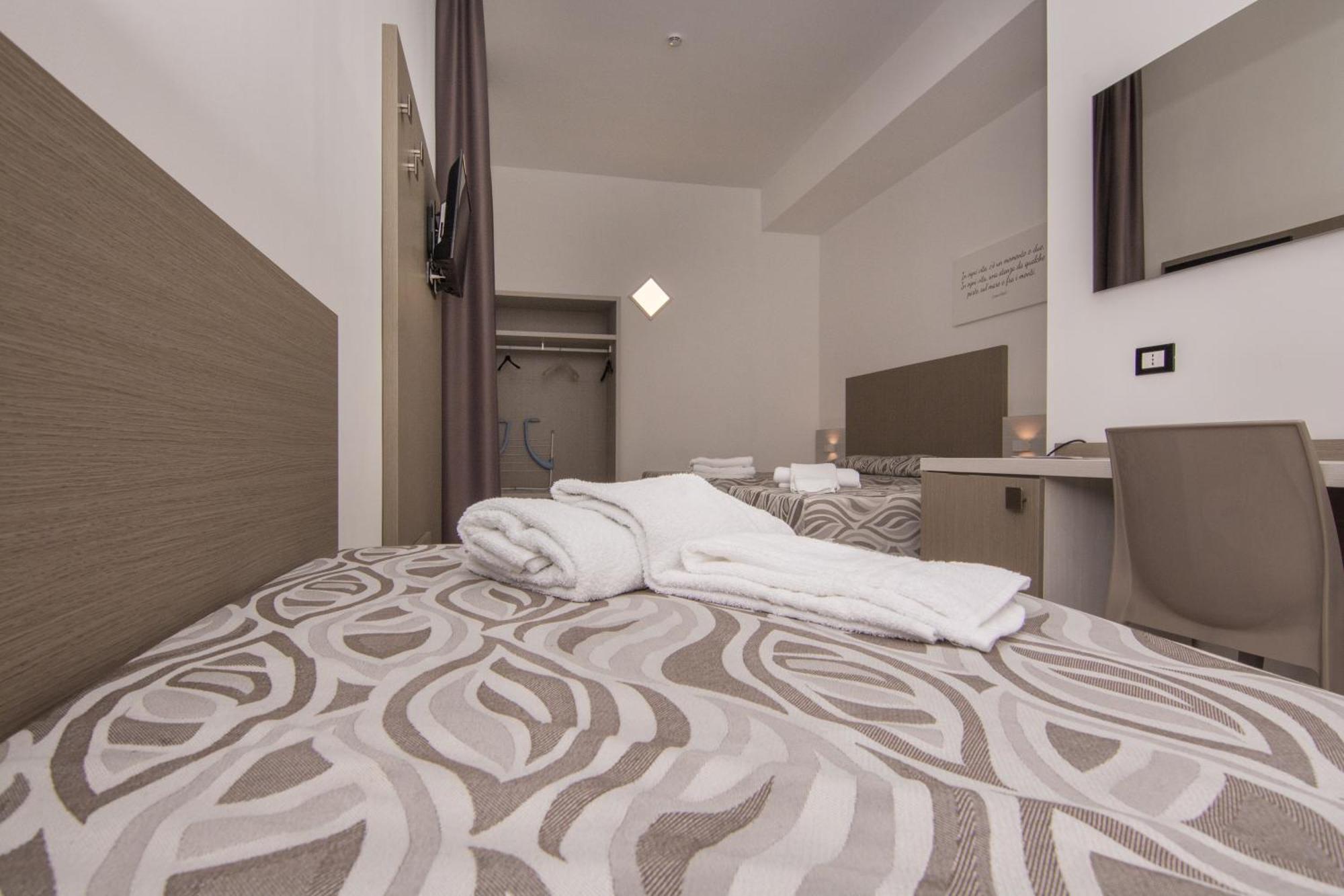 Hotel La Caravella Vieste Chambre photo