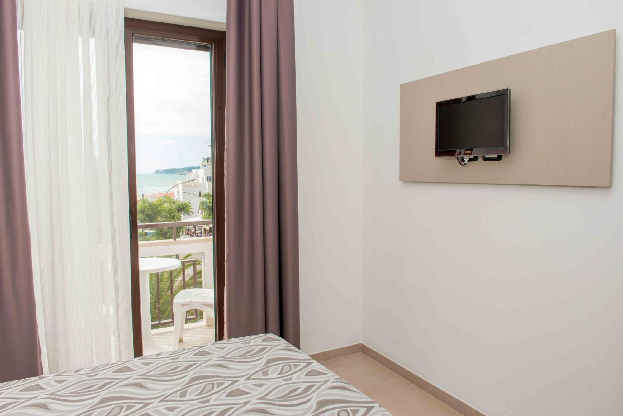 Hotel La Caravella Vieste Chambre photo