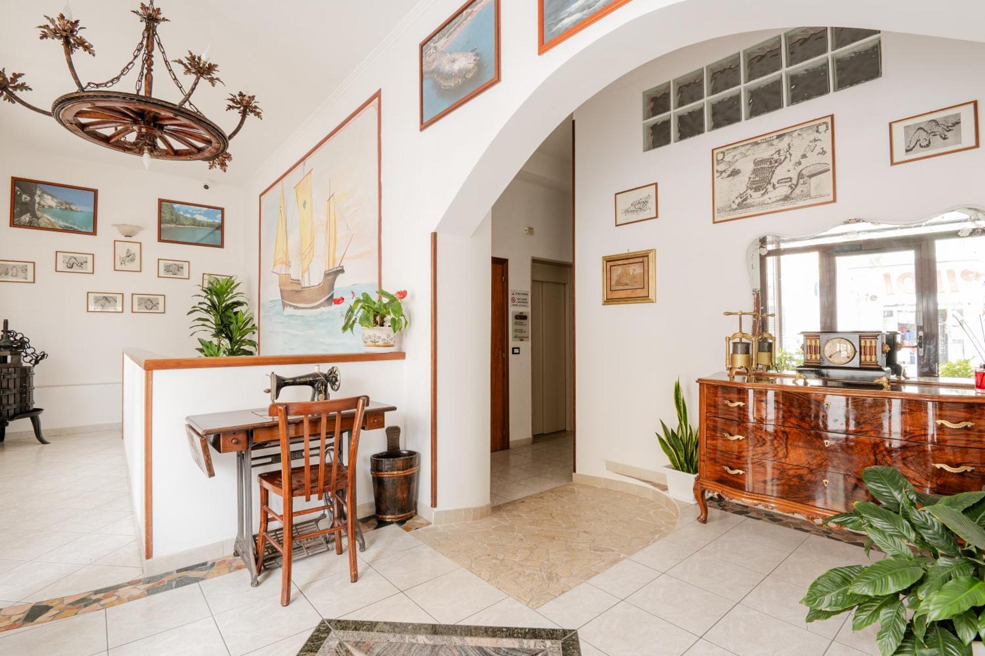 Hotel La Caravella Vieste Extérieur photo