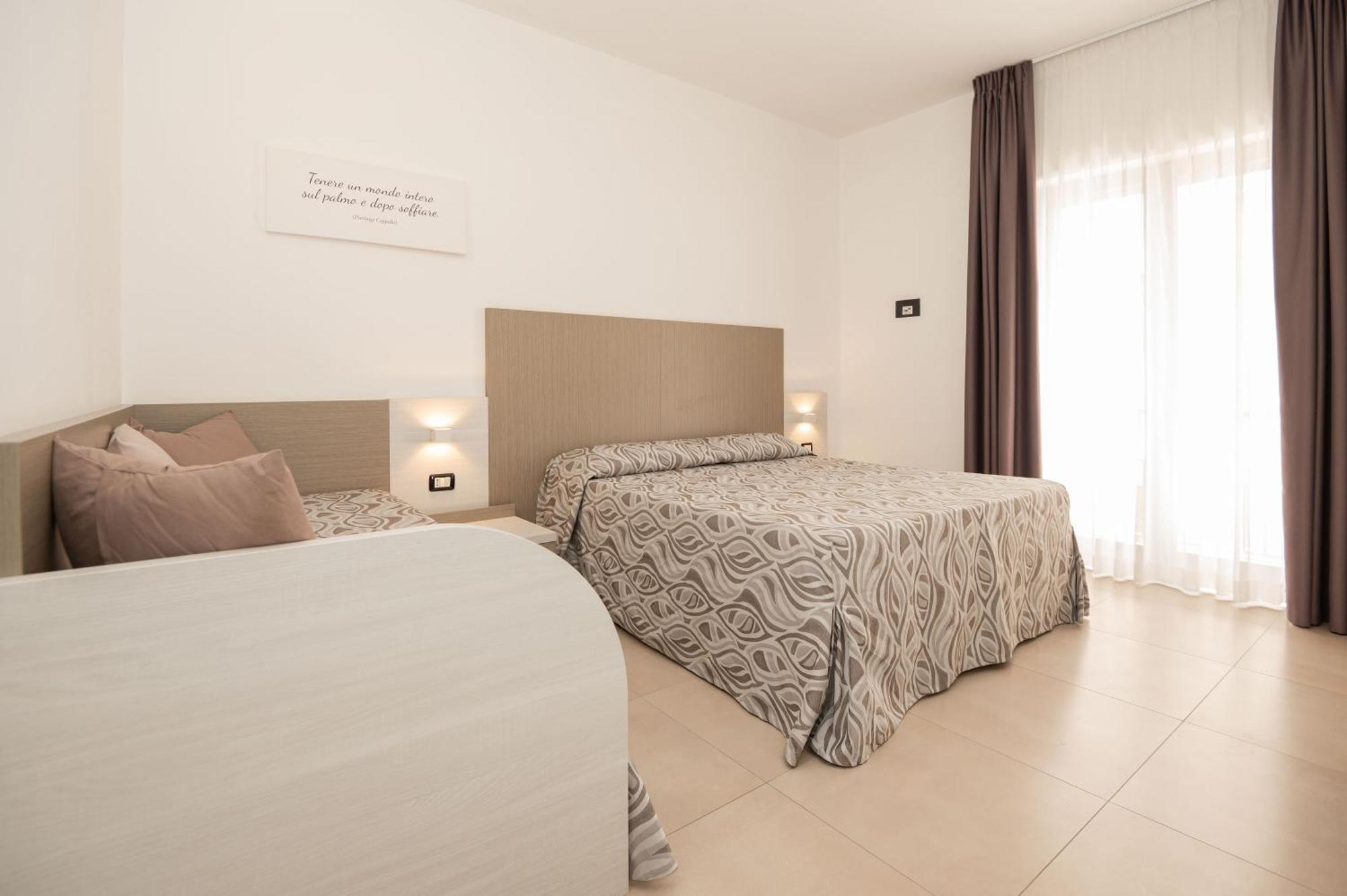 Hotel La Caravella Vieste Chambre photo